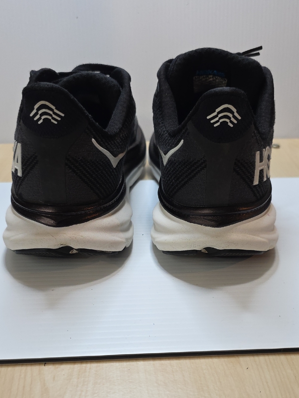 Hoka Clifton 9 Womens 9.5B  Black  Running Shoes with White Accents No Box - Picture 14 of 15